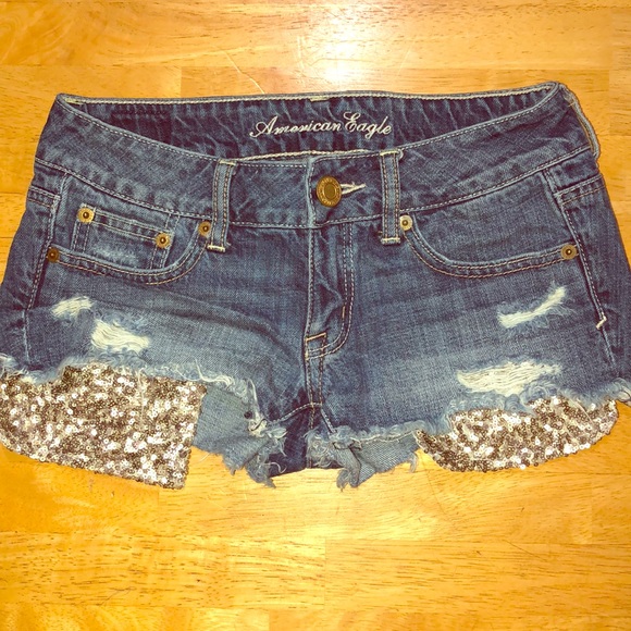 AMERICAN EAGLE 00 SHORTS WITH SEQUIN BLING POCKETS - Picture 2 of 8